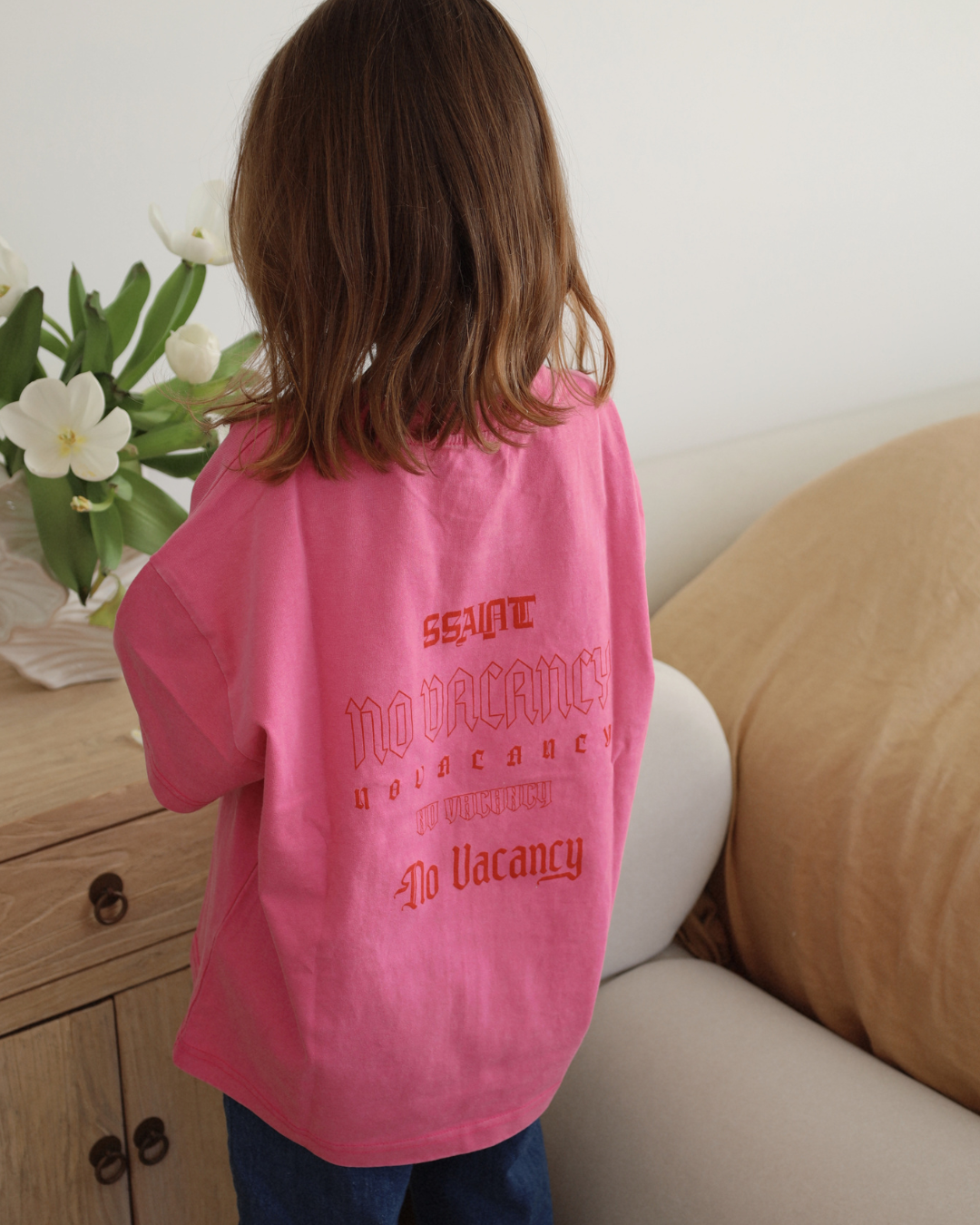 KIDS NO VACANCY TEE - PINK