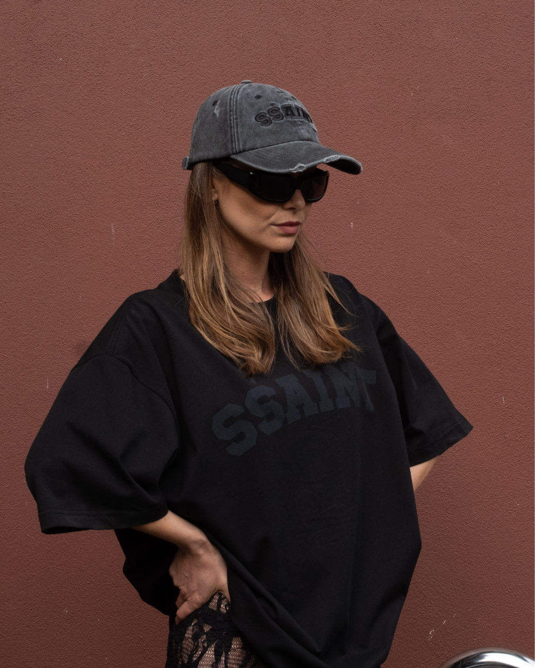 BLACK FRIDAY TEE